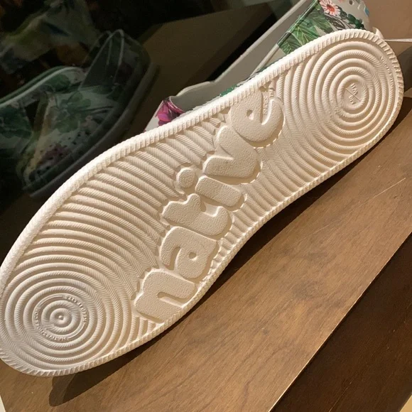 Native shoes - Picture 5 of 6